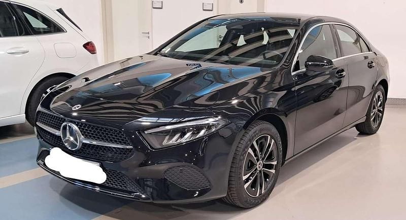 Gebraucht 2023 Mercedes A250 Advanced Limousine | 27.950 € (Fairer Preis) - Bild 1/4