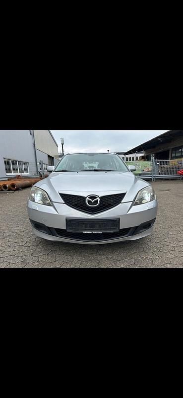 Silber Gebraucht 2008 Mazda 3 Kleinwagen | 2.200 € (Fairer Preis) - Bild 1/4