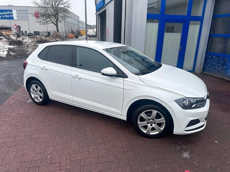 Gebraucht VW Polo 80 PS (58 kW) 2020 Weiß Kleinwagen