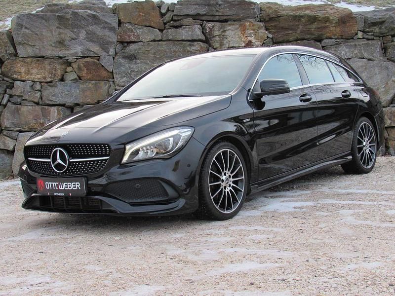 Gebraucht Mercedes CLA200 AMG 156 PS (114 kW) 2017 Schwarz Limousine