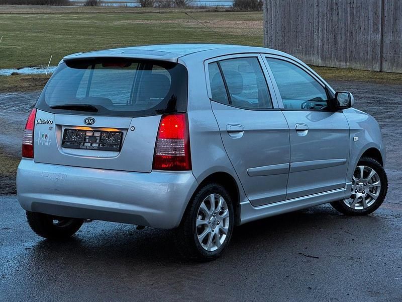 Gebraucht Kia Picanto EX 65 PS (47 kW) 2006 Silber Kleinwagen