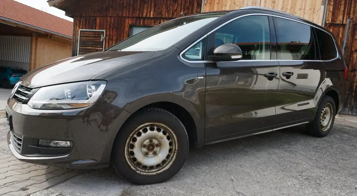 Usata VW Sharan 150 CV (110 kW) 2014 Marrone Monovolume