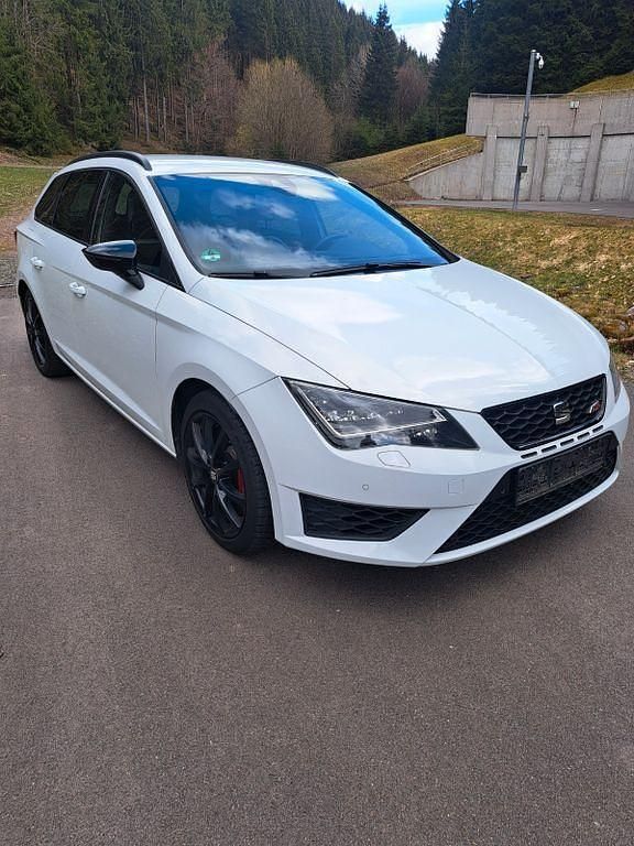 Gebraucht Seat Leon ST CUPRA 280 PS (205 kW) 2015 Weiß Kombi
