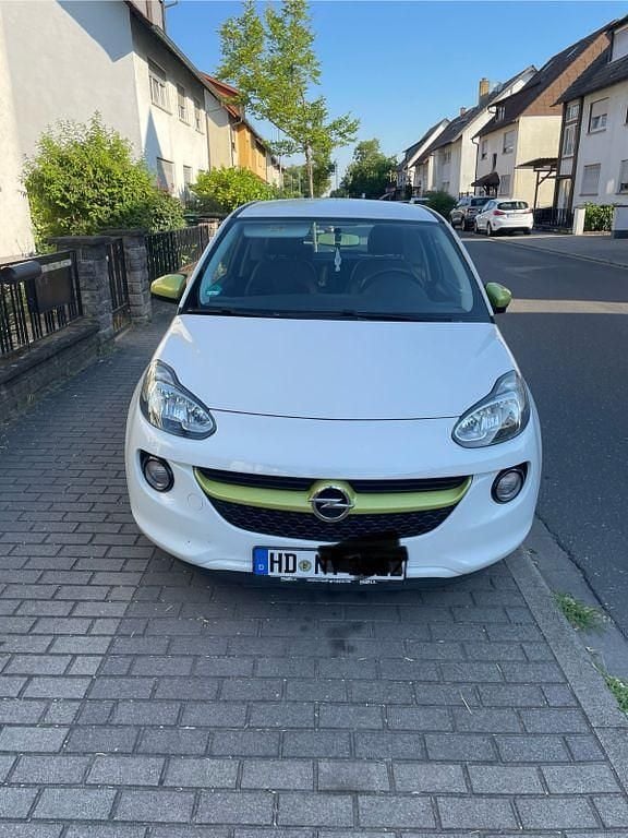 Weiß Gebraucht 2013 Opel Adam S Kleinwagen | 5.500 € (Guter Preis) - Bild 1/4