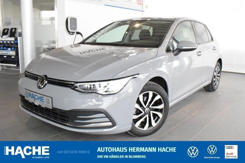 Gebraucht VW Golf VIII Active 110 PS (80 kW) 2021 Grau Kleinwagen