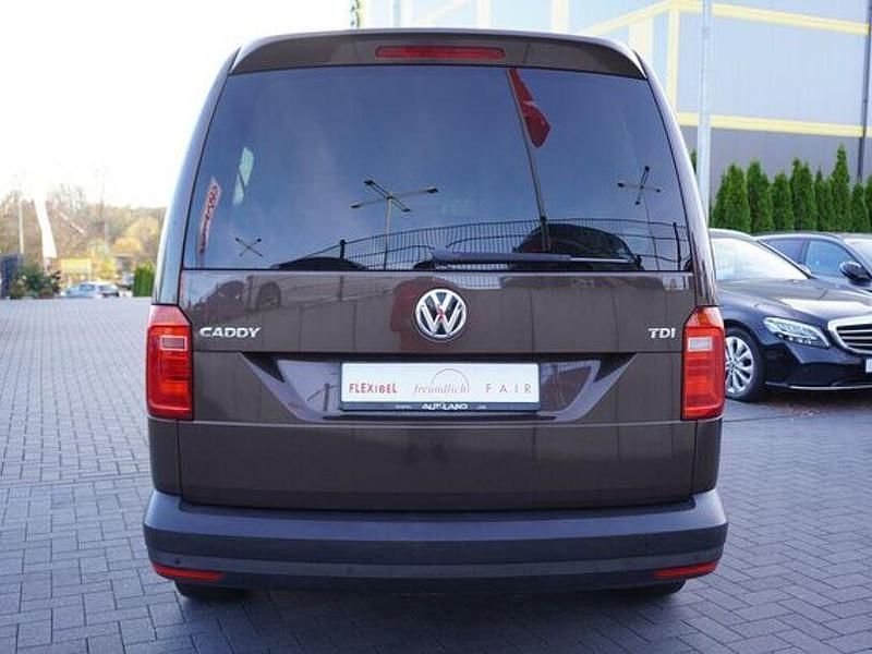 Gebraucht VW Caddy 102 PS (75 kW) 2017 Braun Van / Kleinbus