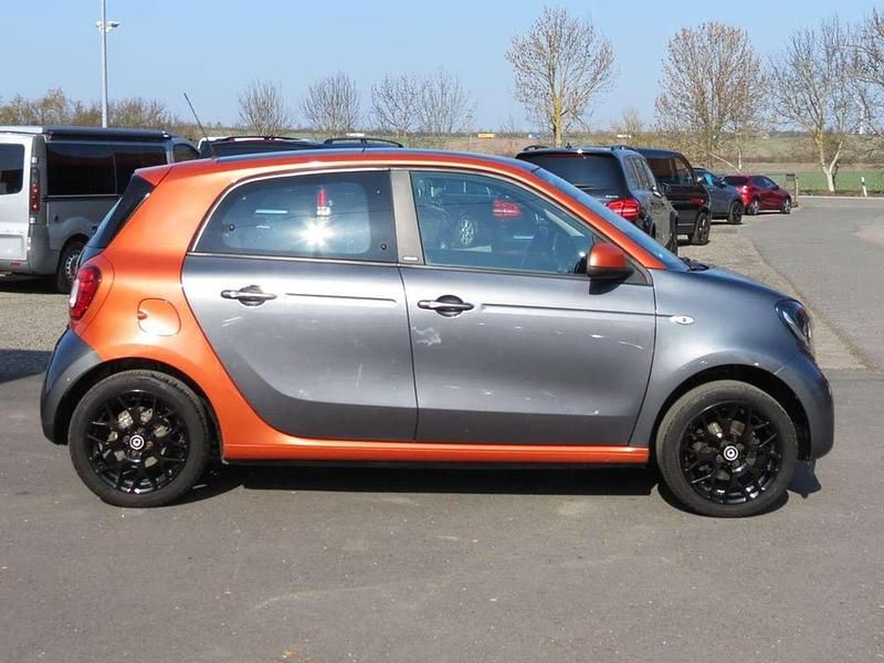 Gebraucht Smart ForFour Edition #1 71 PS (52 kW) 2015 Lava orange / grau Kleinwagen