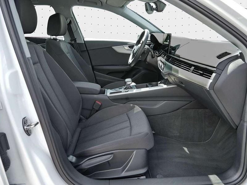 Gebraucht Audi A4 Business 136 PS (100 kW) 2022 Weiß Kombi