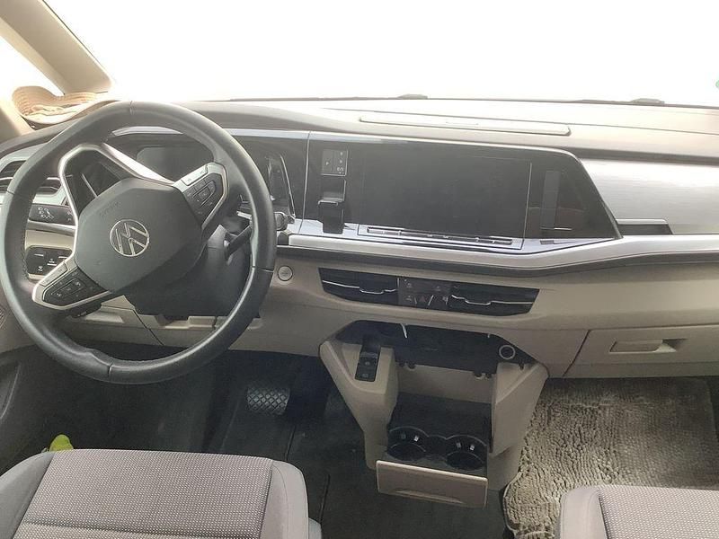 Gebraucht VW Multivan 150 PS (110 kW) 2022 Silber Van