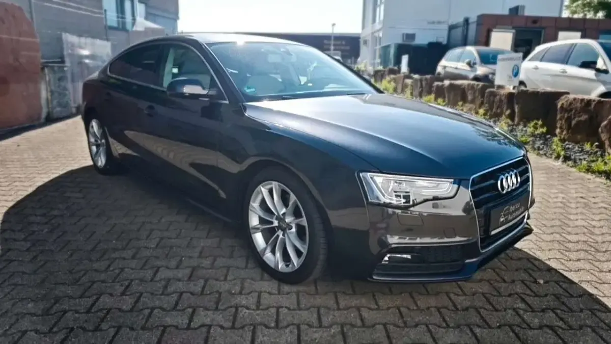Gebraucht Audi A5 S-Line 150 PS (110 kW) 2015 Lavagrau Coupé