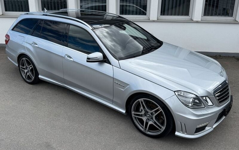 Silber Gebraucht 2010 Mercedes E63 AMG AMG Kombi | 26.900 € (Fairer Preis) - Bild 1/4