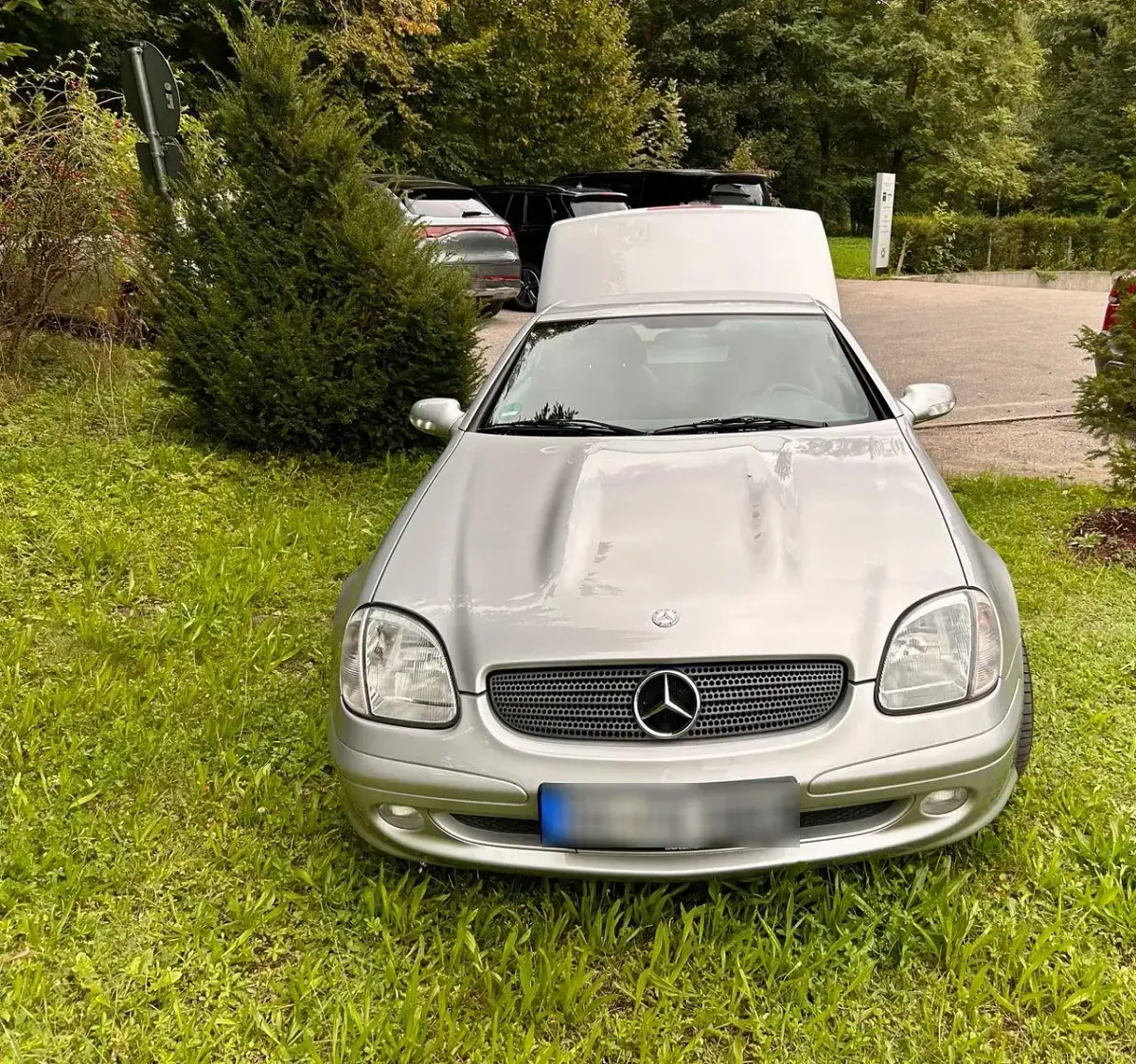 Gebraucht Mercedes SLK230 197 PS (144 kW) 2002 Silber Cabrio