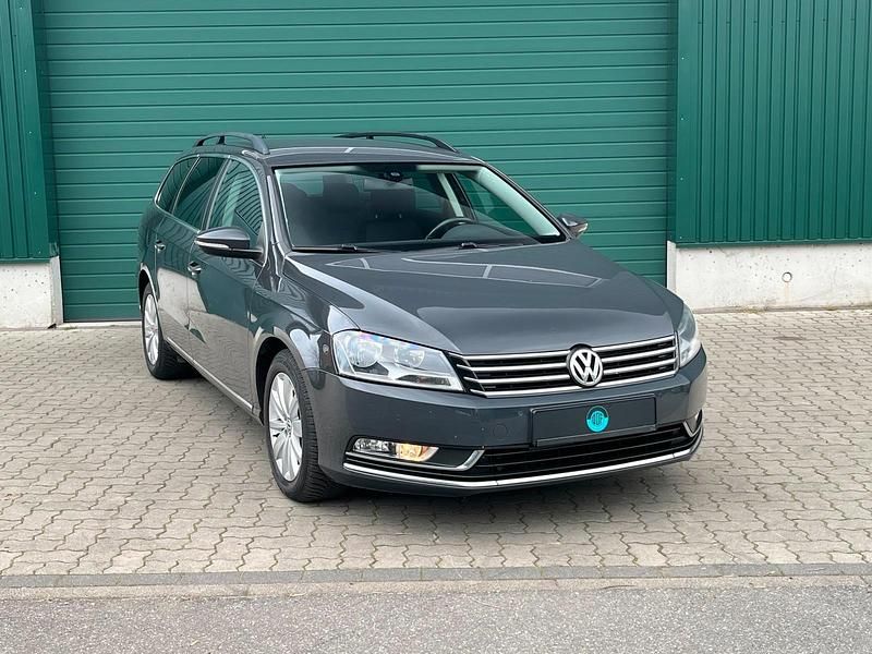 Second-hand VW Passat 140 CP (102 kW) 2013 Gri Break