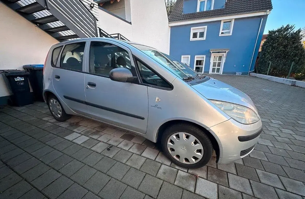 Gebraucht Mitsubishi Colt 75 PS (55 kW) 2005 Silber Kleinwagen