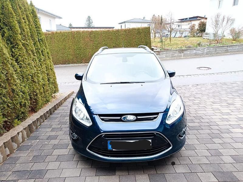 Gebraucht Ford Grand C-Max Titanium 163 PS (119 kW) 2010 Blau Van / Kleinbus