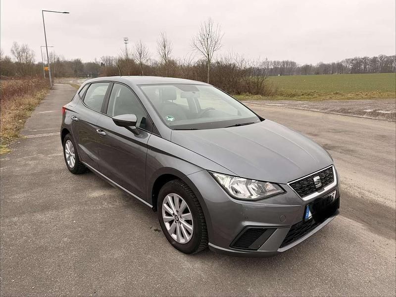 Gebraucht Seat Ibiza Style 95 PS (69 kW) 2017 Grau Kleinwagen