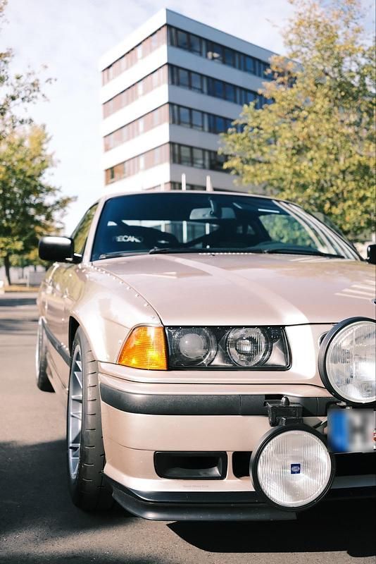 Gebraucht BMW 318 Competition Edition 140 PS (102 kW) 2007 Coupé