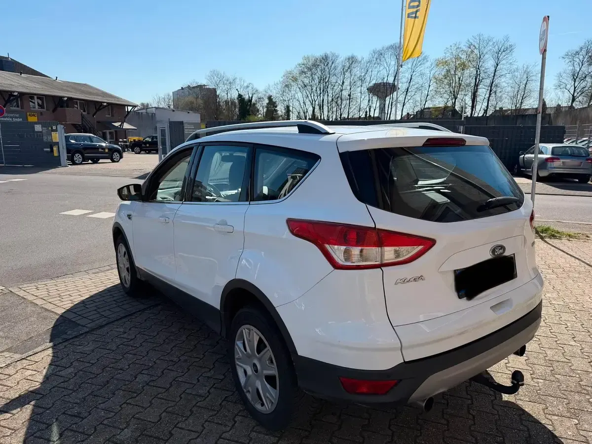 Second-hand Ford Kuga 150 CP (110 kW) 2014 Alb SUV