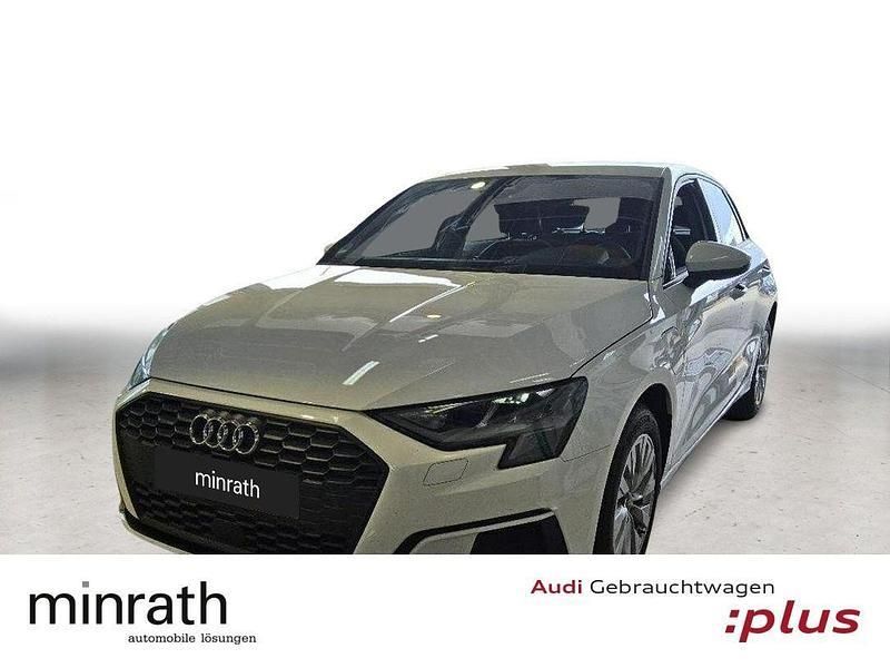 Weiß Gebraucht 2022 Audi A3 Sportback e-tron Advanced Limousine | 23.860 € (Guter Preis) - Bild 1/4