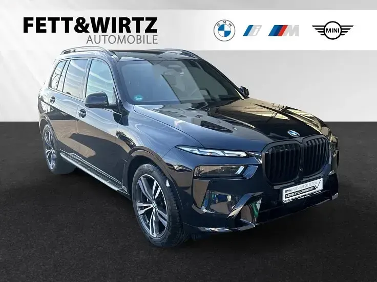 Gebraucht BMW X7 Sport Line 352 PS (258 kW) 2025 SUV
