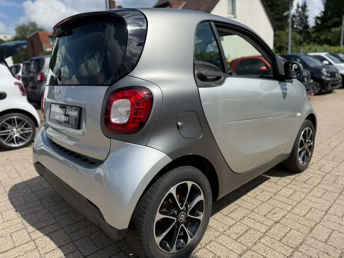 Gebraucht Smart ForTwo Coupé Passion 90 PS (66 kW) 2017 Grau Coupé