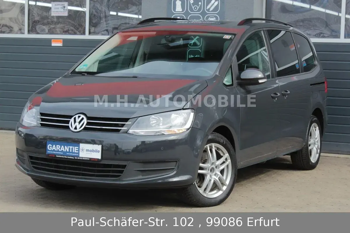 Gebraucht VW Sharan Trendline 140 PS (102 kW) 2011 Grau Van / Kleinbus