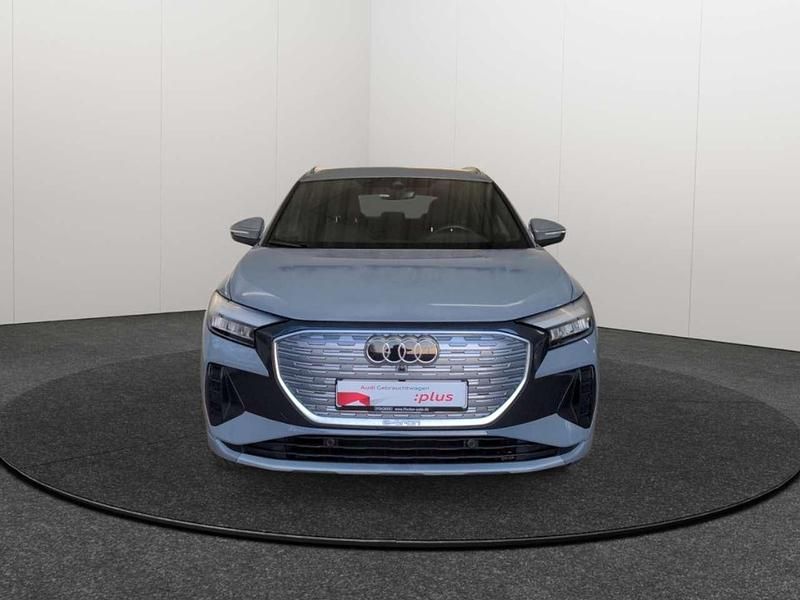 Gebraucht Audi Q4 e-tron Basis 125 kW (170 PS) 2023 Kieselgrau SUV