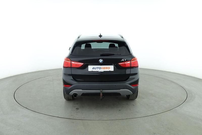 Gebraucht BMW X1 Sport Line 136 PS (100 kW) 2016 Schwarz SUV
