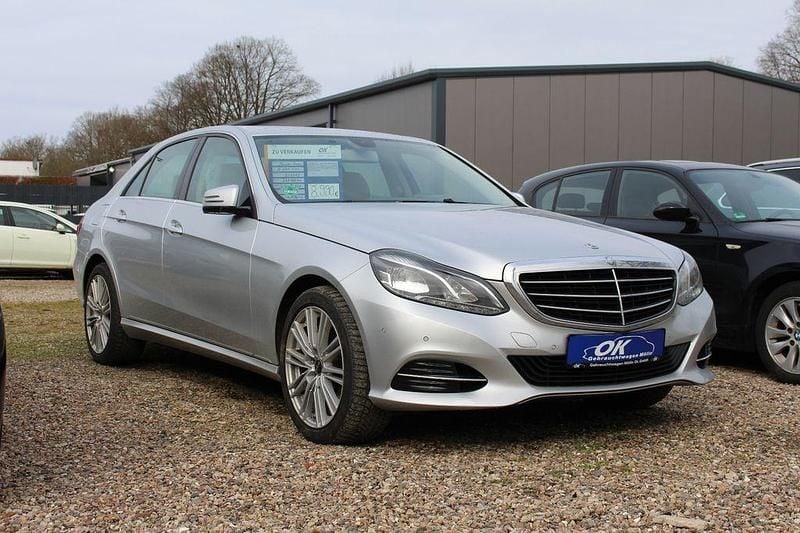 Gebraucht Mercedes E200 136 PS (100 kW) 2013 Silber Limousine