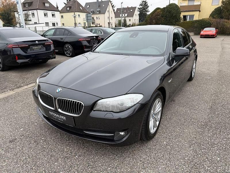 Gebraucht BMW 525 204 PS (150 kW) 2011 Grau Limousine