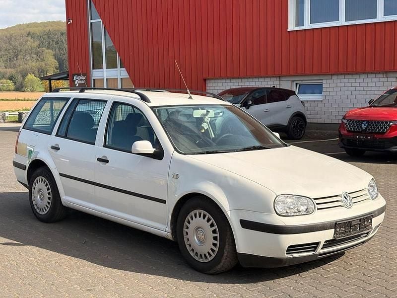 Gebraucht VW Golf III 90 PS (66 kW) 1999 Weiß Kombi