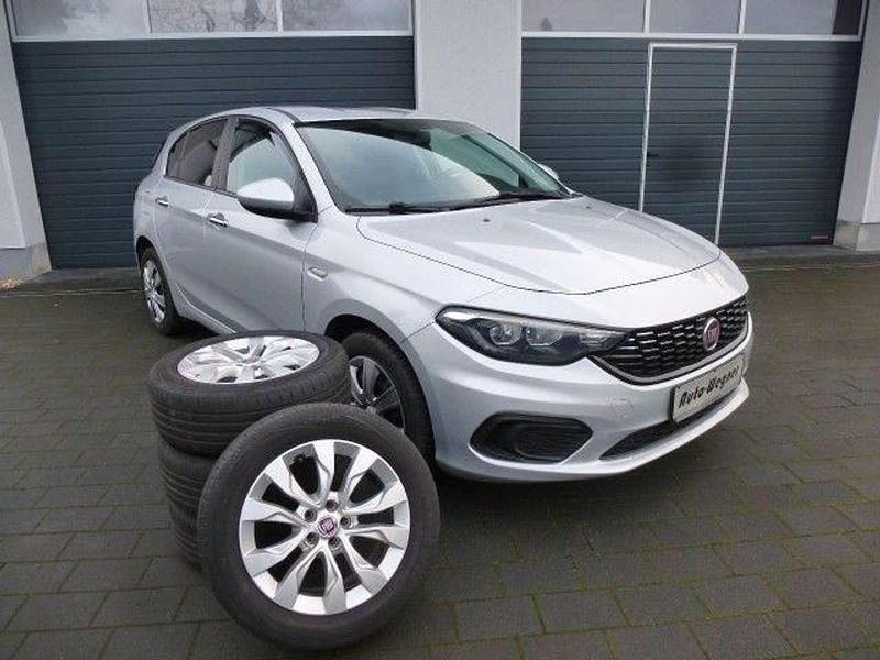 Colore esterno (grigio garbato Gebraucht 2017 Fiat Tipo Easy Limousine | 8.999 € (Fairer Preis) - Bild 1/4