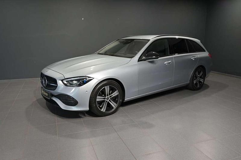 Metalliclack hightechsilber Gebraucht 2022 Mercedes C200 Avantgarde Kombi | 26.390 € (Fairer Preis) - Bild 1/3