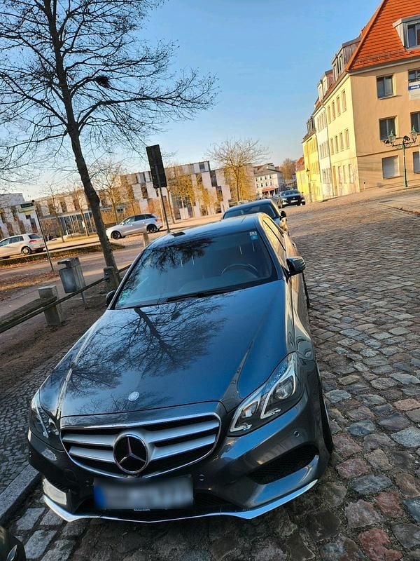 Gebraucht Mercedes E350 258 PS (189 kW) 2017 Grau Limousine