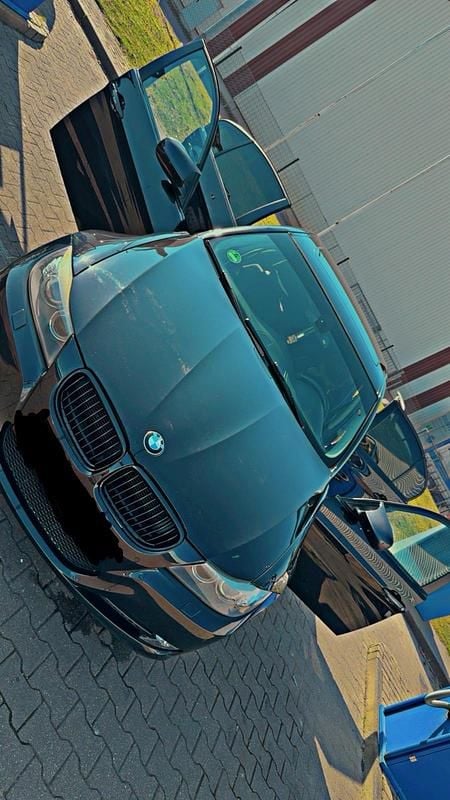 Schwarz Gebraucht 2010 BMW 320 Limousine | 3.500 € (Superpreis) - Bild 1/4