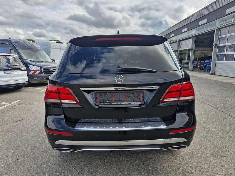 Gebraucht Mercedes GLE350 Exclusive 258 PS (189 kW) 2017 Schwarz SUV