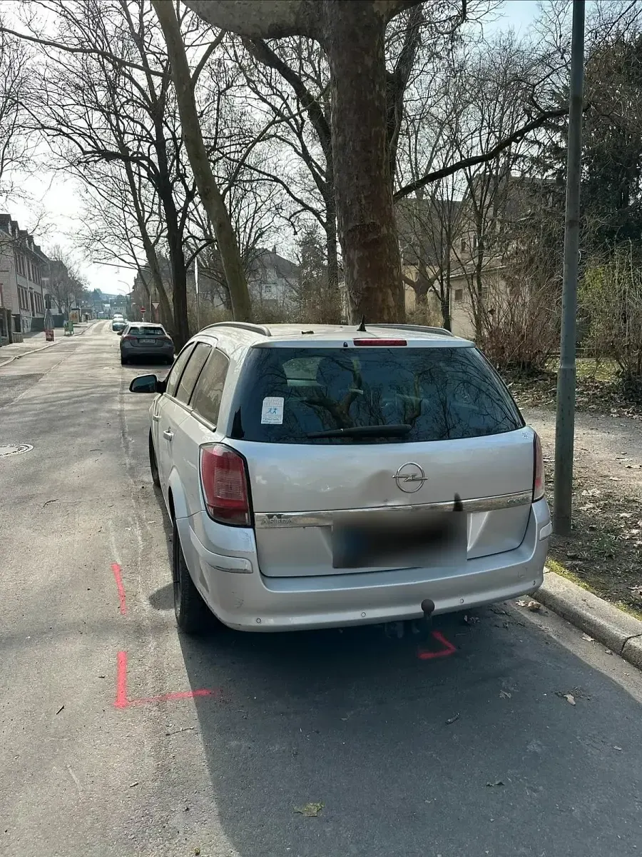 Gebraucht Opel Astra 110 PS (80 kW) 2010 Silber Kombi
