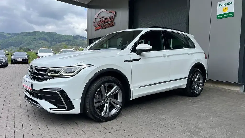 Gebraucht VW Tiguan R-line 200 PS (147 kW) 2022 Weiß SUV