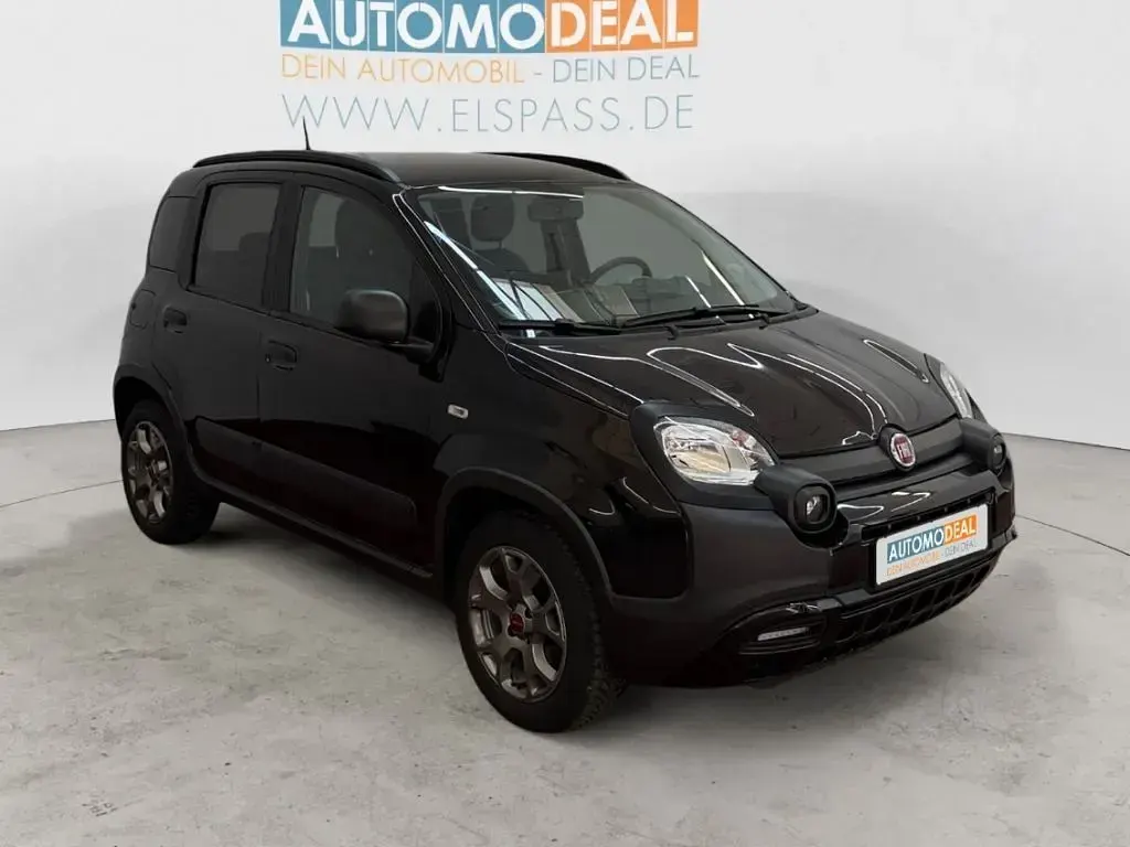 Gebraucht Fiat Panda Cross Cross 71 PS (52 kW) 2022 Cinema schwarz) (schwarz Kleinwagen