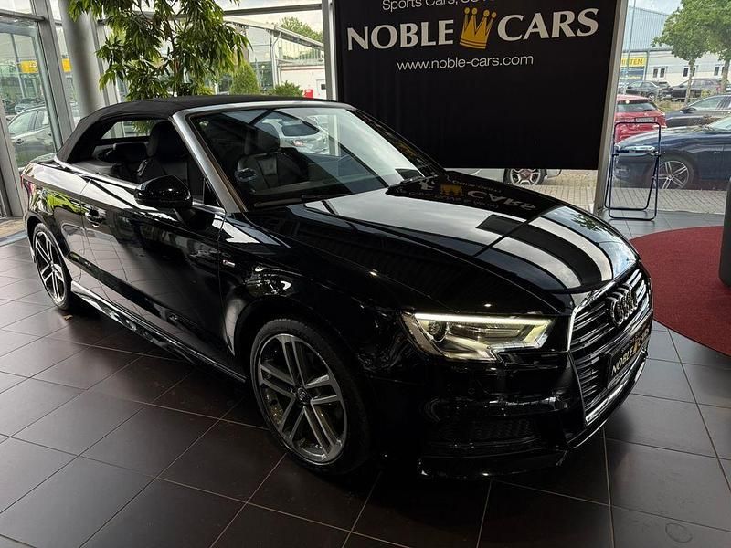 Mythosschwarz metallic (metallic) Gebraucht 2019 Audi A3 Cabriolet Competition Cabrio | 28.390 € (Teuer) - Bild 1/4