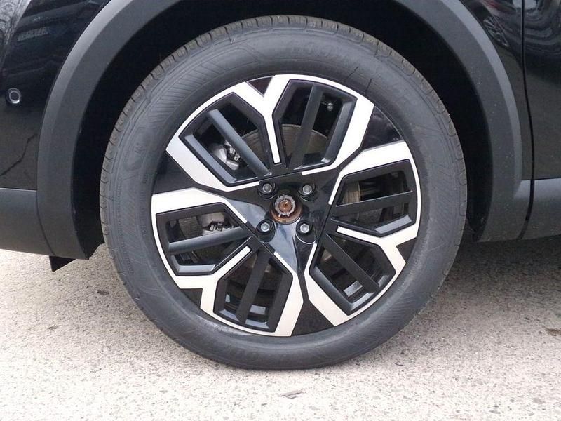 Neu Citroën C4 144 PS (105 kW) 2026 Schwarz SUV