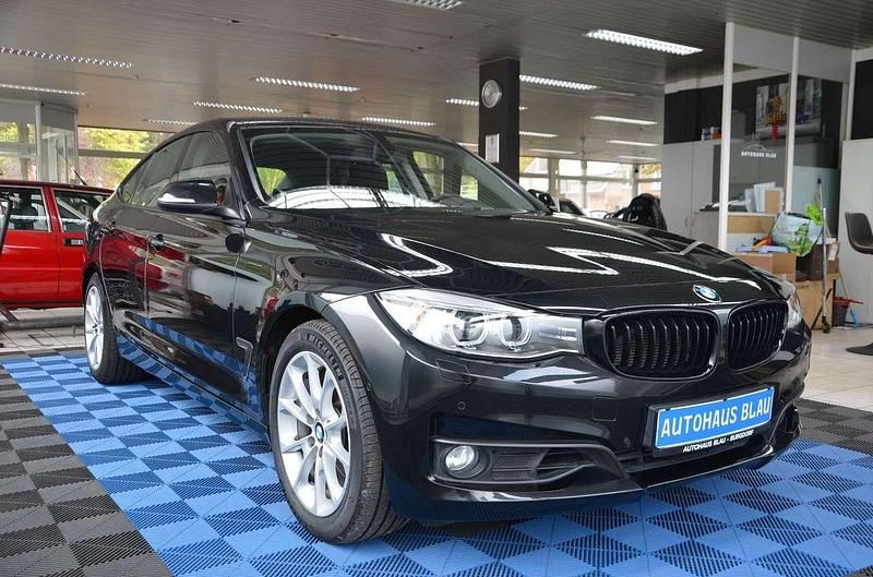 Gebraucht BMW 328 245 PS (180 kW) 2013 Saphirschwarz Limousine