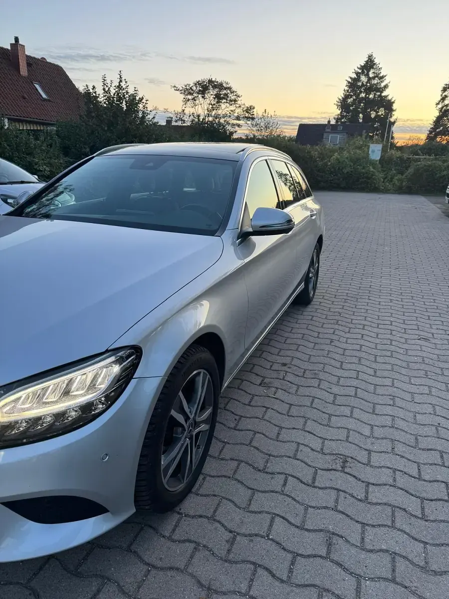 Gebraucht Mercedes 220 197 PS (144 kW) 2019 Silber Kombi