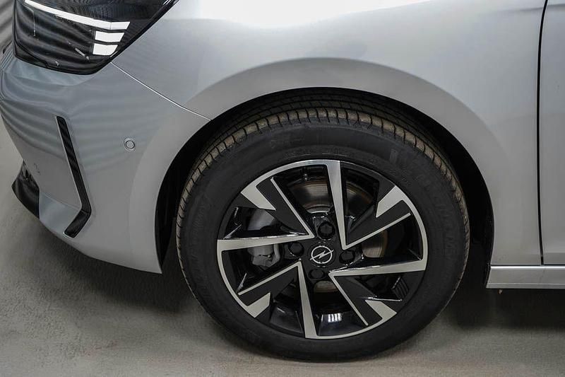 Neu Opel Corsa 101 PS (74 kW) 2025 Silber Limousine