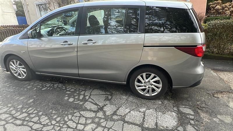 Gebraucht Mazda 5 115 PS (84 kW) 2011 Grau Van / Kleinbus