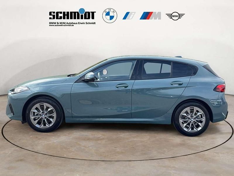 Gebraucht BMW 120 163 PS (119 kW) 2025 Cape york grün metallic Kleinwagen