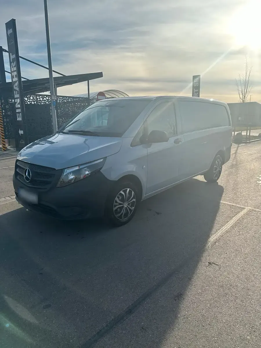Gebraucht Mercedes Vito 114 PS (83 kW) 2017 Andere farben Van