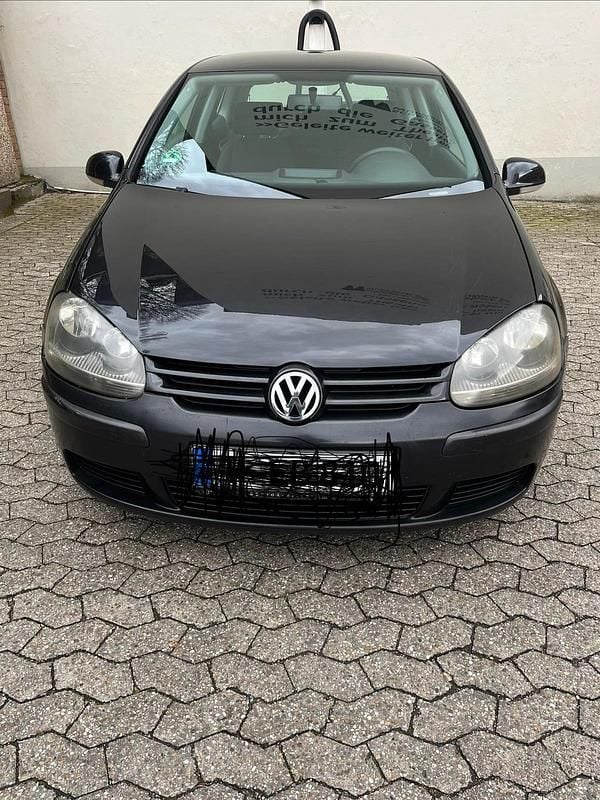 Gebraucht VW Golf V 75 PS (55 kW) 2004 Schwarz Kleinwagen