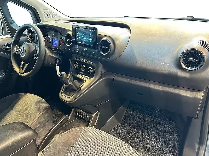 Gebraucht Mercedes Citan 110 95 PS (69 kW) 2023 Magnetitgrau Van / Kleinbus