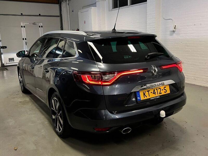 Gebraucht Renault Mégane III Bose Edition 110 PS (80 kW) 2016 Grau Kombi